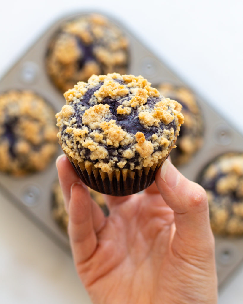 a blueberry muffin recipe by Justine Snacks