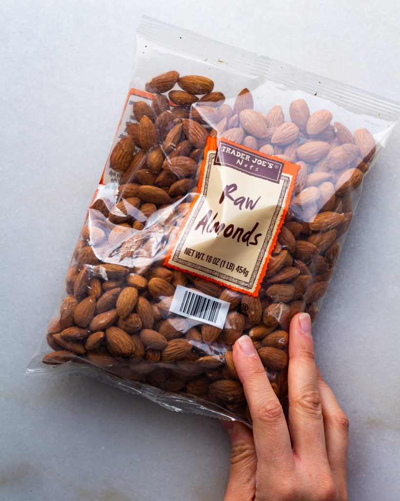 Raw almonds