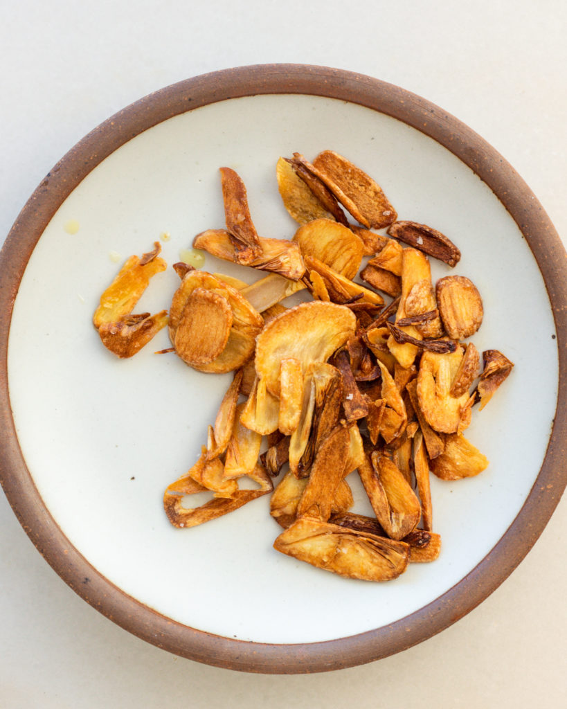 Crispy garlic slices