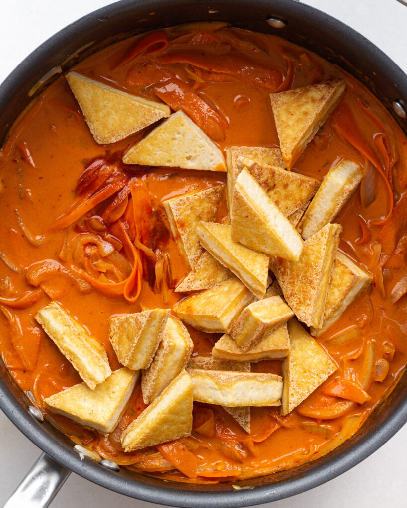 tofu in a chipotle red pepper sauce