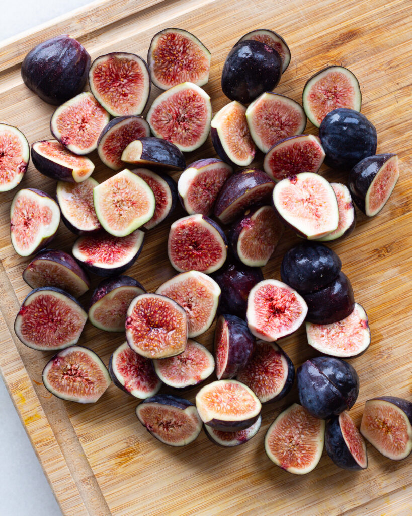 Sliced figs