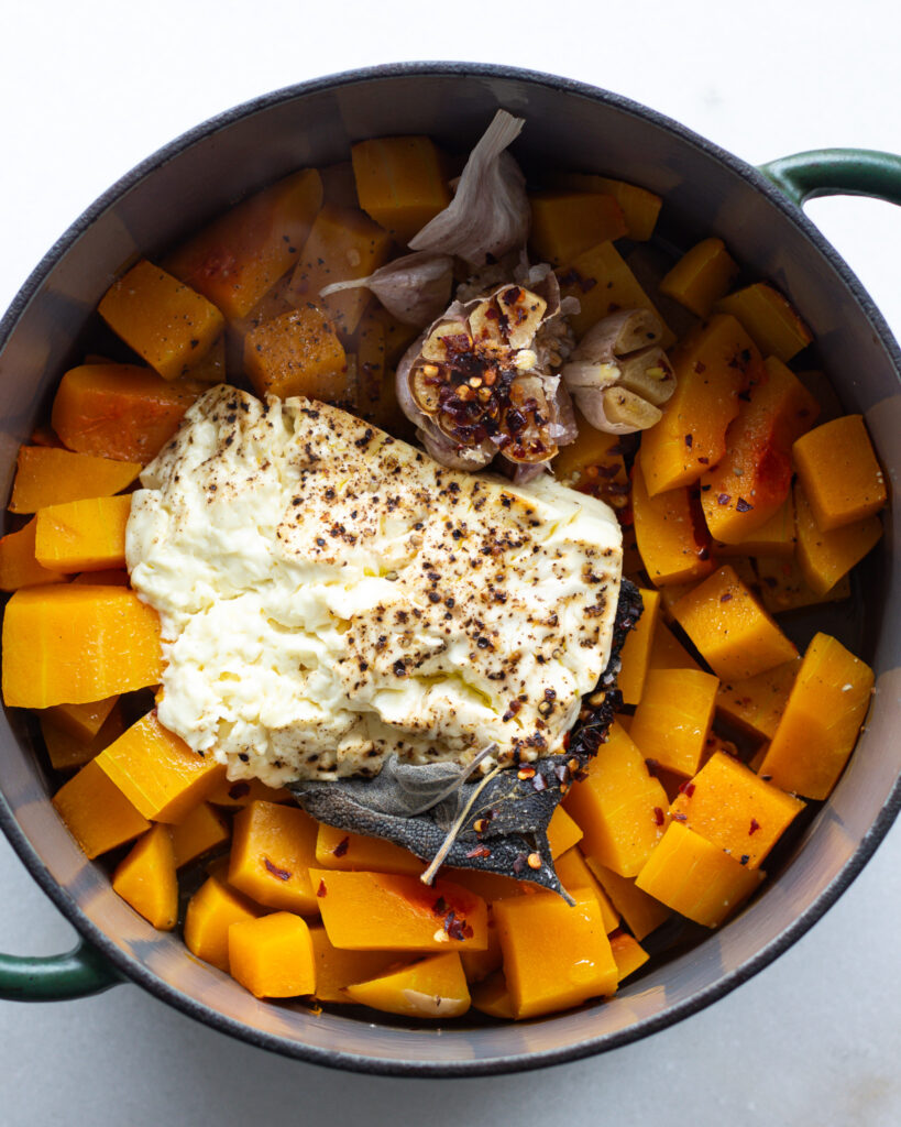baked ingredients in dutch oven